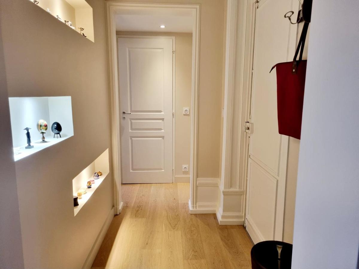 Face A L'Hotel De Ville Grand Et Lumineux Appartement 昂古莱姆 外观 照片
