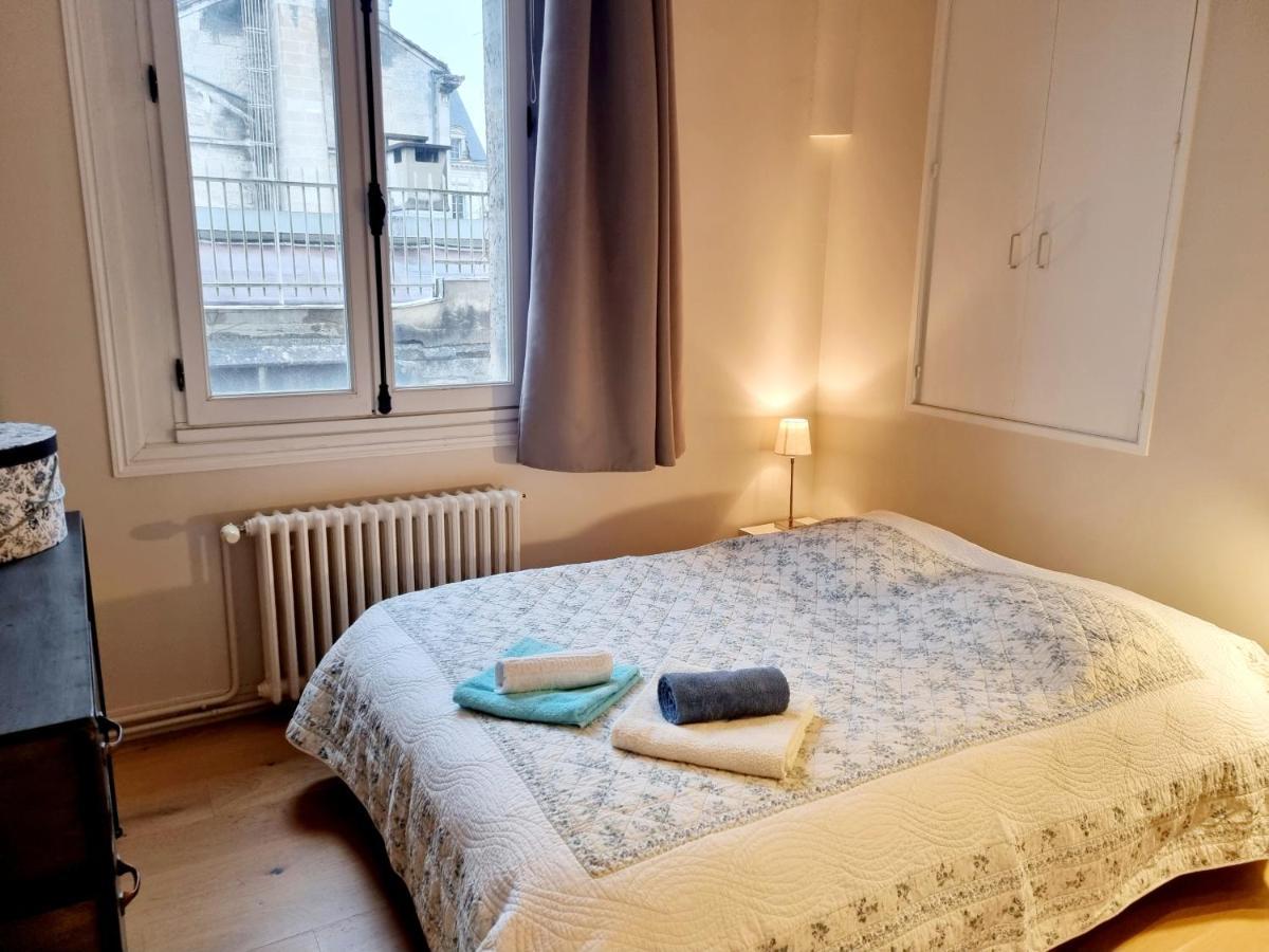 Face A L'Hotel De Ville Grand Et Lumineux Appartement 昂古莱姆 外观 照片